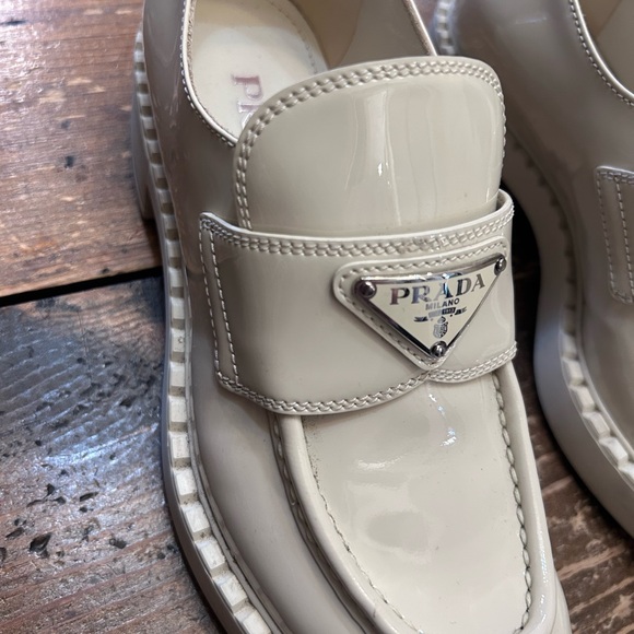 Prada Cream/ ivory Patent Leather Platform Oxford Loafers *5.5 - Picture 3 of 11